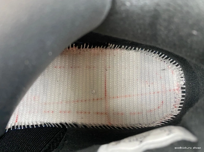 DR5415-030 Retro Jordan 4 SB 0712